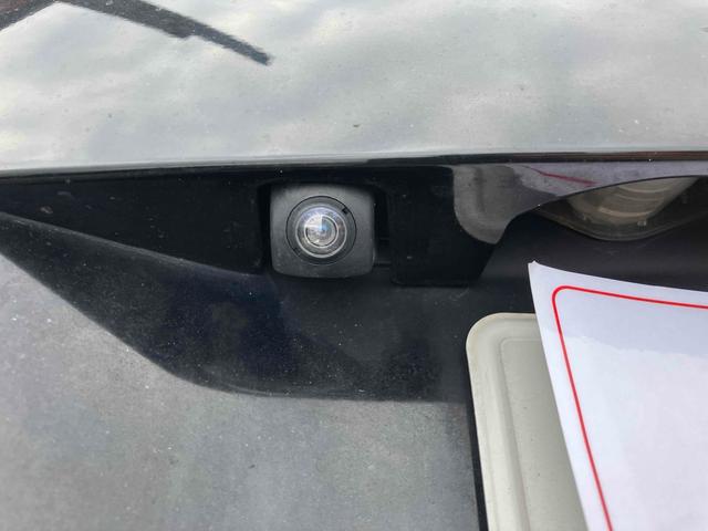 ストリーム Ｘ　ＥＴＣ　バックカメラ　ナビ　ＴＶ　キーレスエントリー　３列シート　ＡＴ　アルミホイール　ＣＤ　衝突安全ボディ　ＡＢＳ　エアコン　パワーステアリング　パワーウィンドウ（9枚目）