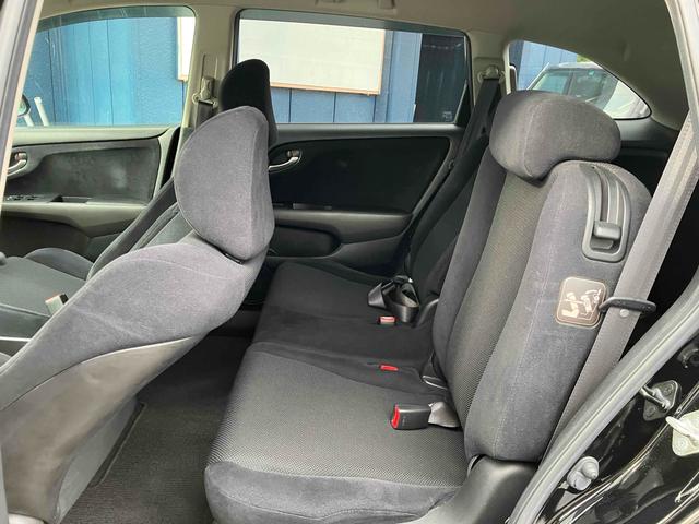 ストリーム Ｘ　ＥＴＣ　バックカメラ　ナビ　ＴＶ　キーレスエントリー　３列シート　ＡＴ　アルミホイール　ＣＤ　衝突安全ボディ　ＡＢＳ　エアコン　パワーステアリング　パワーウィンドウ（12枚目）