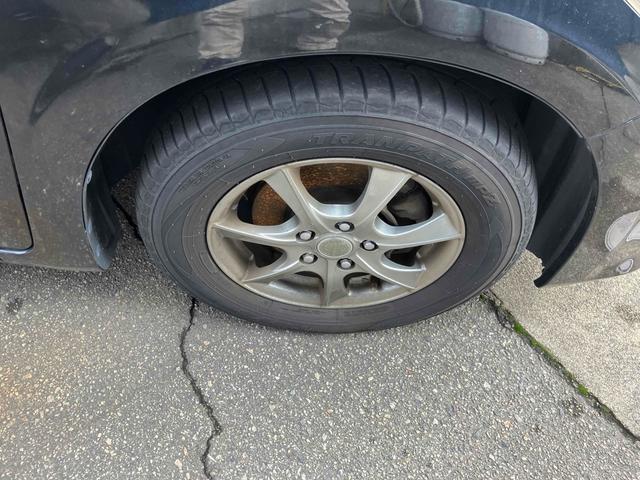 ストリーム Ｘ　ＥＴＣ　バックカメラ　ナビ　ＴＶ　キーレスエントリー　３列シート　ＡＴ　アルミホイール　ＣＤ　衝突安全ボディ　ＡＢＳ　エアコン　パワーステアリング　パワーウィンドウ（38枚目）