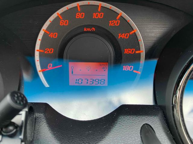 フィット １３Ｇ・スマートセレクション　ファインスタイル　ＥＴＣ　バックカメラ　ナビ　ＴＶ　アルミホイール　ＨＩＤ　スマートキー　電動格納ミラー　ＣＶＴ　盗難防止システム　衝突安全ボディ　ＡＢＳ　ＣＤ　ＵＳＢ　ミュージックプレイヤー接続可　Ｂｌｕｅｔｏｏｔｈ（45枚目）