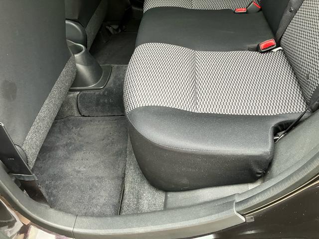 マーチ Ｘ　Ｖセレクション　スマートキー　アイドリングストップ　ナビＴＶ　ＣＤ　バックカメラ　Ｂｌｕｅｔｏｏｔｈ　オートライト　運転席・助手席エアバック　ＡＢＳ　ＥＳＣ　盗難防止システム　衝突安全ボディ　パワーステアリング（22枚目）