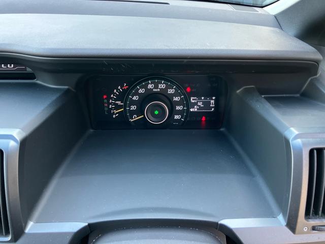 ステップワゴン Ｌ　スマートキー　アイドリングストップ　ＥＴＣ　ナビＴＶ　バックカメラ　後席モニタ　３列シート　フルフラット　運転席・助手席エアバック　ＡＢＳ　盗難防止システム　衝突安全ボディ　エアコン（54枚目）