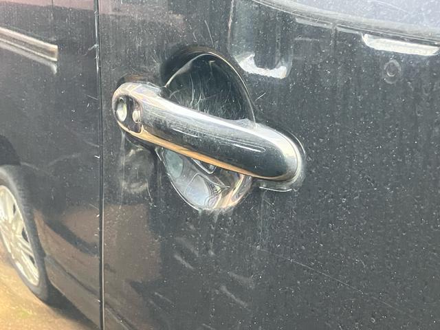 キューブ 15X スマートキー アイドリングストップ ETC ナビTV 頸部衝撃緩和ヘッドレスト 盗難防止システム 衝突安全ボディ 運転席・助手席エアバック ABS ESC エアコン パワーステアリング(6枚目)