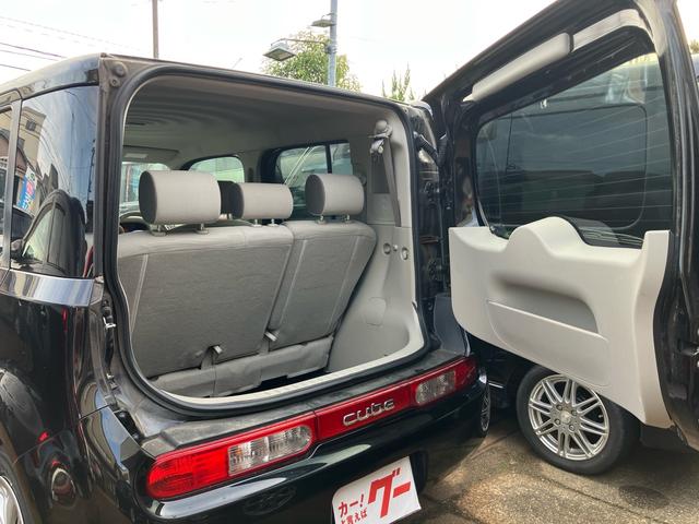 キューブ 15X スマートキー アイドリングストップ ETC ナビTV 頸部衝撃緩和ヘッドレスト 盗難防止システム 衝突安全ボディ 運転席・助手席エアバック ABS ESC エアコン パワーステアリング(11枚目)