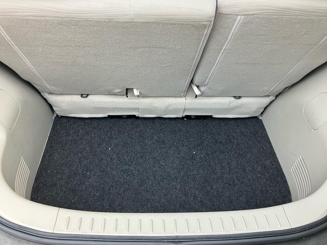 キューブ 15X スマートキー アイドリングストップ ETC ナビTV 頸部衝撃緩和ヘッドレスト 盗難防止システム 衝突安全ボディ 運転席・助手席エアバック ABS ESC エアコン パワーステアリング(14枚目)