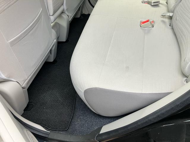 キューブ 15X スマートキー アイドリングストップ ETC ナビTV 頸部衝撃緩和ヘッドレスト 盗難防止システム 衝突安全ボディ 運転席・助手席エアバック ABS ESC エアコン パワーステアリング(20枚目)