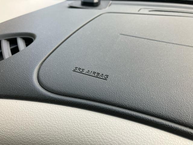 キューブ 15X スマートキー アイドリングストップ ETC ナビTV 頸部衝撃緩和ヘッドレスト 盗難防止システム 衝突安全ボディ 運転席・助手席エアバック ABS ESC エアコン パワーステアリング(35枚目)