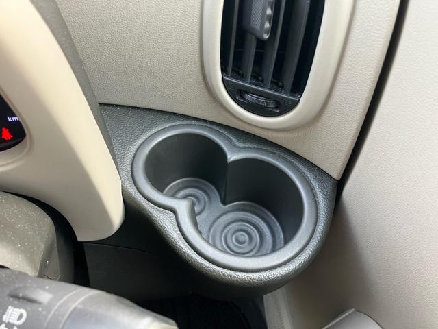 キューブ 15X スマートキー アイドリングストップ ETC ナビTV 頸部衝撃緩和ヘッドレスト 盗難防止システム 衝突安全ボディ 運転席・助手席エアバック ABS ESC エアコン パワーステアリング(44枚目)