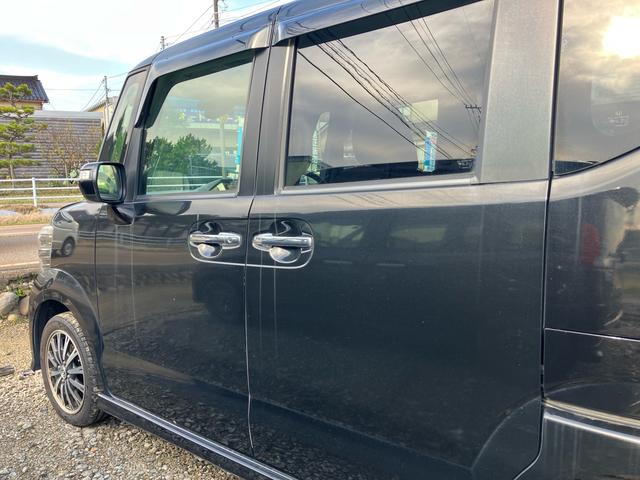 Ｎ－ＢＯＸカスタム Ｇ　ターボＳＳパッケージ　スマートキー　４ＷＤ　アルミホイール　ナビＴＶ　バックカメラ　両側電動スライドドア　Ｂｌｕｅｔｏｏｔｈ　ベンチシート　ＨＩＤ　シートヒーター　オートクルーズコントロール　盗難防止システム（16枚目）