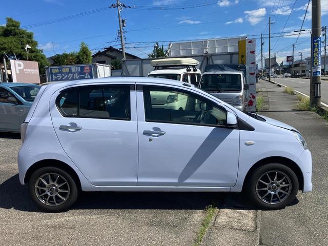 ミライース Ｌ　メモリアルエディション　エコアイドル　ＥＴＣ　キーレス　アルミホイール　運転席・助手席エアバック　ＡＢＳ　盗難防止システム　アイドリングストップ　エアコン　パワステ　パワーウィンドウ（6枚目）