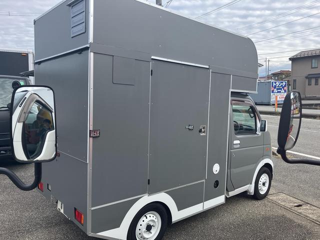 キャリイトラック KCエアコン・パワステ 3方開 4WD キッチンカー 4WD 2槽シンク 給排水 LED照明 換気扇 作業台 カウンター オーニング コンセント×5 全塗装済 エアコン パワーステアリング(14枚目)