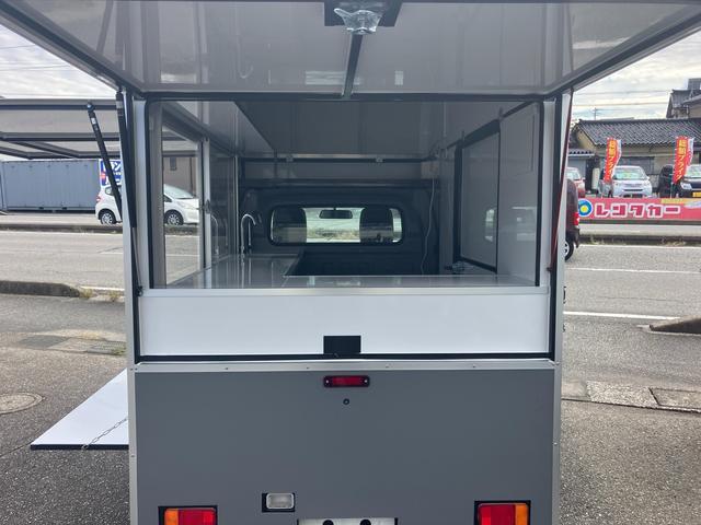 キャリイトラック KCエアコン・パワステ 3方開 4WD キッチンカー 4WD 2槽シンク 給排水 LED照明 換気扇 作業台 カウンター オーニング コンセント×5 全塗装済 エアコン パワーステアリング(28枚目)