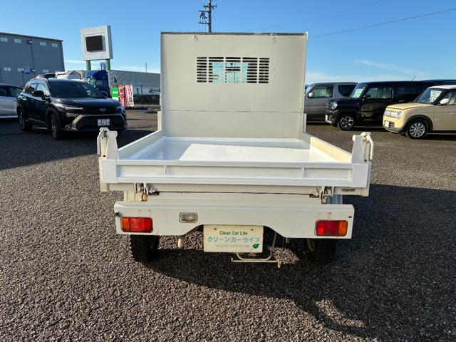 キャリイトラック ダンプ 浅底 4WD(8枚目)