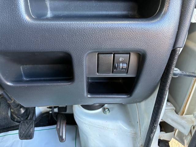 キャリイトラック ダンプ 浅底 4WD(24枚目)