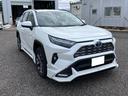 ＲＡＶ４ ハイブリッドＧ　Ｅ－Ｆｏｕｒ　４ＷＤＴＲＤエアロ　レザーシートパワーバックドア　運転助手席サイドエアバック　盗難防止システム　衝突安全ボディ　衝突被害軽減システム　電動リアゲート　クリアランスソナー　シートヒーター（3枚目）