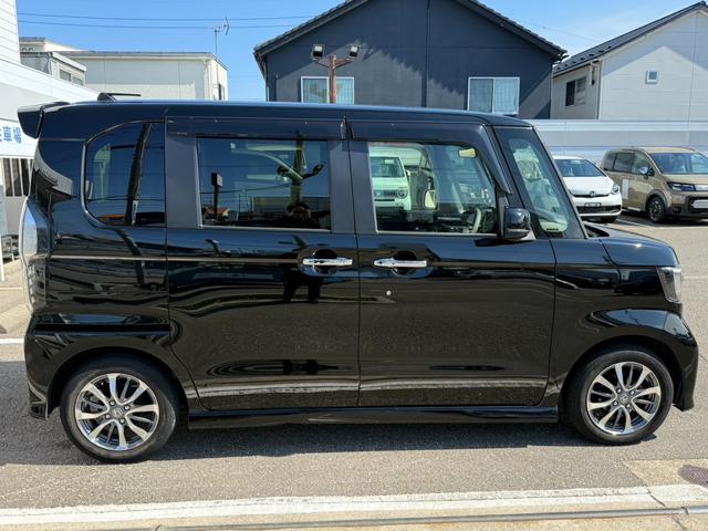 N-BOXカスタム G・Lホンダセンシング 純正ナビ リアカメラ リア席サンシェード(9枚目)