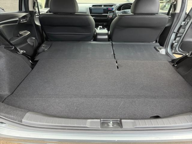 フィットハイブリッド Ｌパッケージ　純正ナビ、ＥＴＣ、ＵＳＢ、ＨＤＭＩ、バックモニター（15枚目）