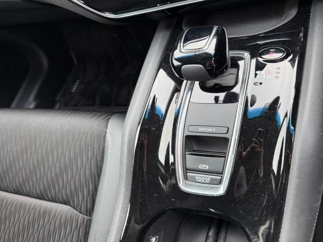 ヴェゼル ハイブリッドＺ・ホンダセンシング　純正ナビ、ＥＴＣ、ドラレコ（22枚目）