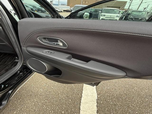 ヴェゼル ハイブリッドＺ・ホンダセンシング　純正ナビ、ＥＴＣ、ドラレコ（23枚目）