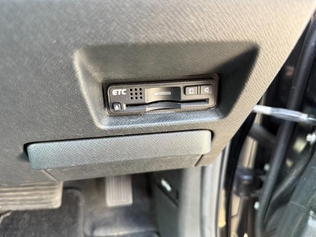 ステップワゴンスパーダ Ｚ　純正ナビ、ＥＴＣ（5枚目）