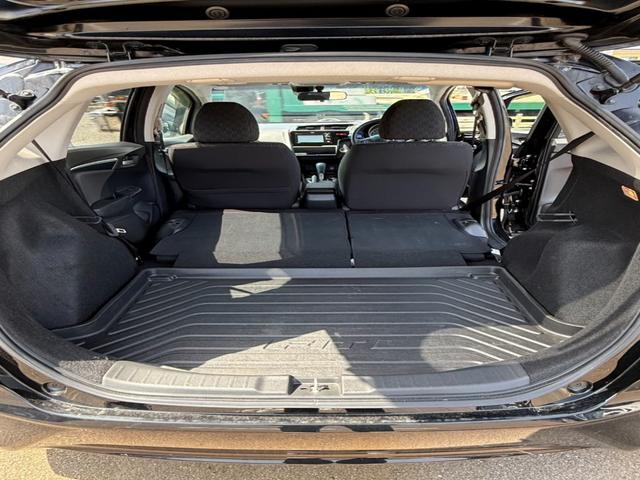 フィット １３Ｇ・Ｓパッケージ　純正オーディオ、ＥＴＣ（12枚目）