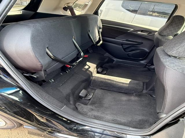 フィット １３Ｇ・Ｓパッケージ　純正オーディオ、ＥＴＣ（14枚目）