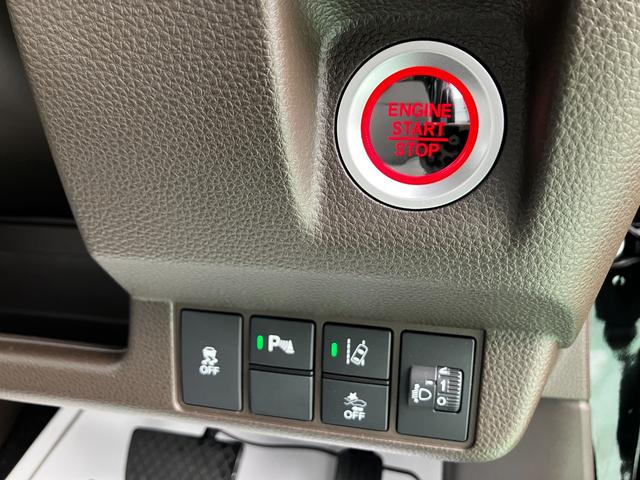 N-WGN G 4WD 元試乗車 CD スマートキー シートヒーター ホンダセンシング フルオートエアコン オートライト(11枚目)