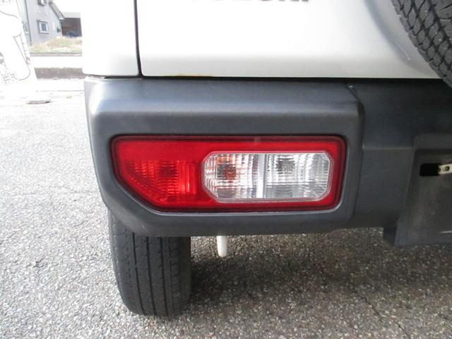 ジムニー XC 4WD 1オーナー 9インチメモリーナビ(AVIC-RQ822-D) バックカメラ(データーシステム) ETC 前後ドライブレコーダー シートヒーター スマートキー エンジンスターター LEDヘッド(13枚目)