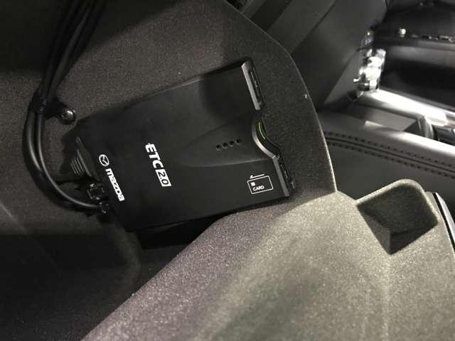 ＣＸ－５ ２．２　ＸＤ　エクスクルーシブ　モード　ディーゼルターボ　４　ＭＴモード付　地デジ　盗難防止装置　本革シート　キーレス　ＬＥＤ　ＡＷＤ　サイドカメラ　ＥＴＣ　ヒーター　パワーシート　ＡＡＣ　ターボ　メモリーナビ　Ｉストップ　ナビＴＶ　アルミホイール　バックカメラ（15枚目）