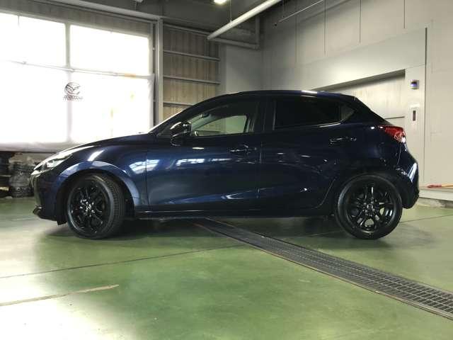 MAZDA2 1.5 15S ブラック トーン エディション MTモード付 レーダークルコン LEDヘッド バックモニター フルオートエアコン キーフリー ETC 地デジ 横滑り防止装置 スマートキー テレビ 誤発進抑制 360モニター(5枚目)