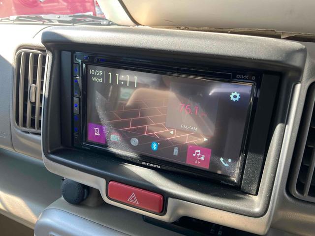 NV100クリッパーリオ E 4WD ETC 両側スライド・片側電動 衝突被害軽減システム オートライト HID スマートキー 電動格納ミラー シートヒーター ベンチシート AT 盗難防止システム ABS ESC CD USB(4枚目)