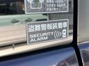 E 4WD ETC 両側スライド・片側電動 衝突被害軽減システム オートライト HID スマートキー 電動格納ミラー シートヒーター ベンチシート AT 盗難防止システム ABS ESC CD USB(24枚目)