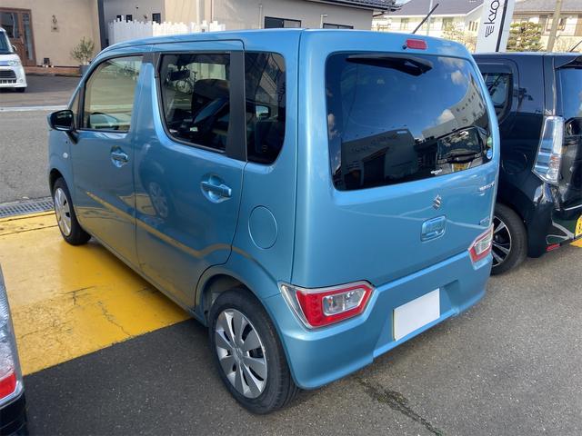 ハイブリッドFX キーレスエントリー アイドリングストップ 電動格納ミラー シートヒーター ベンチシート CVT 盗難防止システム ABS ESC CD ミュージックプレイヤー接続可 衝突安全ボディ エアコン(4枚目)