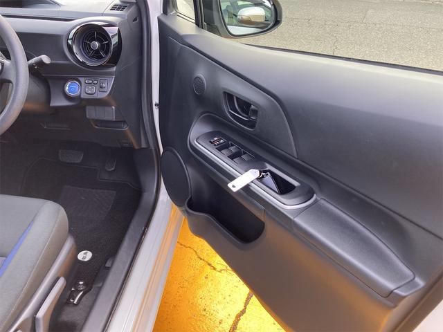 S ETC バックカメラ ナビ オートライト スマートキー アイドリングストップ 電動格納ミラー CVT 盗難防止システム 衝突安全ボディ ABS ESC エアコン パワーステアリング パワーウィンドウ(17枚目)