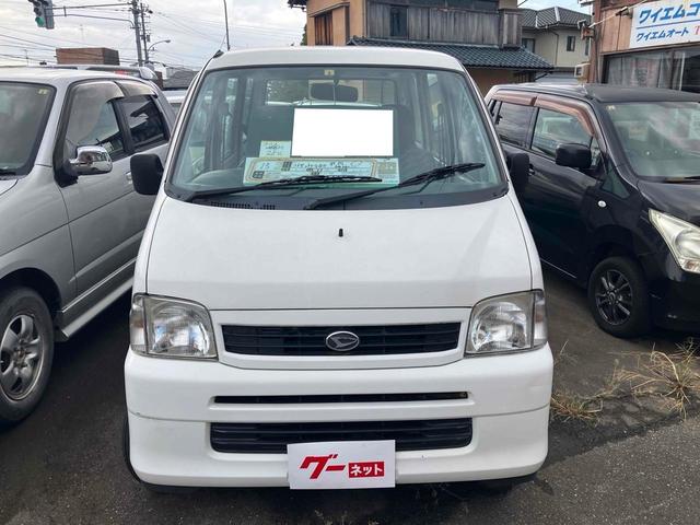 ハイゼットカーゴ スペシャル　４ＷＤ　５速マニュアル　軽バン　両側スライドドア　エアコン　パワーステアリング（3枚目）