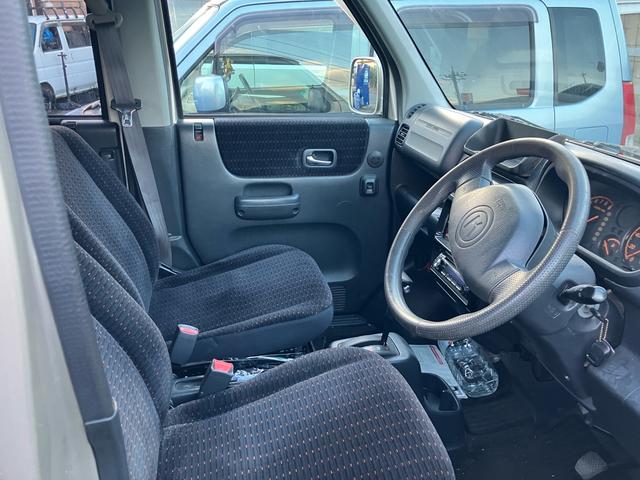 バモス ターボ 4WD オートマ CDオーディオ 両側スライドドア 運転席・助手席エアバッグ(7枚目)