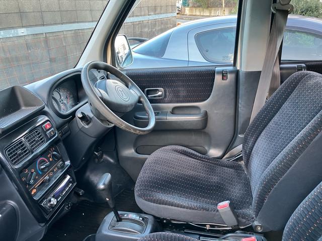 バモス ターボ 4WD オートマ CDオーディオ 両側スライドドア 運転席・助手席エアバッグ(8枚目)