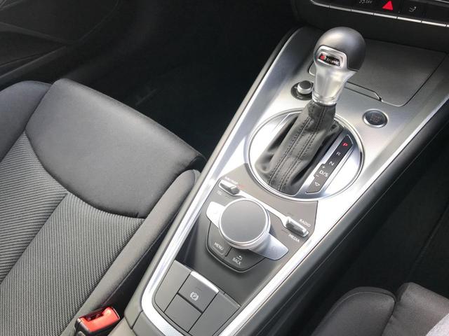 1.8TFSI ワンオーナー 純正ナビTV マトリクスLED インテリキー2個 純正17インチアルミ ETC(33枚目)