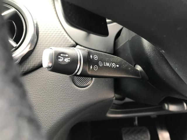GLA180 純正ナビTV バックカメラ レーダーセーフティPKG LEDオートライト ACC レーンアシスト ブラインドスポットモニタ シートヒーター パワーバックドア インテリキー 純正17インチアルミ(32枚目)