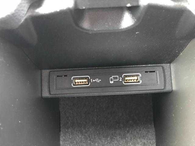 GLA180 純正ナビTV バックカメラ レーダーセーフティPKG LEDオートライト ACC レーンアシスト ブラインドスポットモニタ シートヒーター パワーバックドア インテリキー 純正17インチアルミ(42枚目)