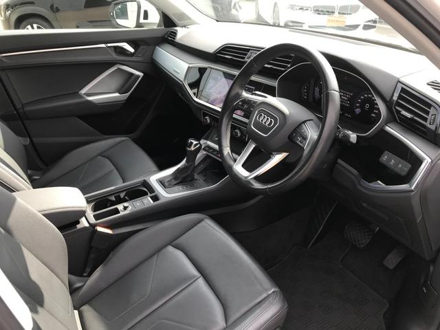 Ｑ３ ３５ＴＤＩクワトロアドバンスド　ワンオーナー車　純正ナビ　オートハイビームＬＥＤ　ブラックレザー　パワーシート　パワーバックドア　レーダーブレーキ　レーンアシスト　アダプタクルコン　全方位カメラ　アンビエントライト　インテリキー２個（14枚目）