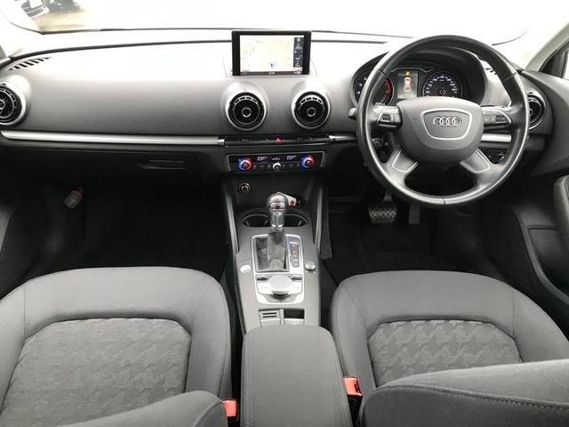 Ａ３ スポーツバック１．４ＴＦＳＩ　純正ナビＴＶ　バックカメラ　前後ソナー　ＬＥＤオート　ＡＣＣ　　純正１６インチＡＷ　デジタルインナーミラー　インテリキー２個　ＥＴＣ（6枚目）