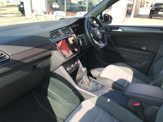 ティグアン TDI 4モーション Rライン ナビTV全方位カメラ アダプティブクルーズ レーンアシスト ブラインドスポットM デジタルメーター ヘッドアップディスプレイ パワーバックドア シートヒーター 19AW スマートキー2個(16枚目)