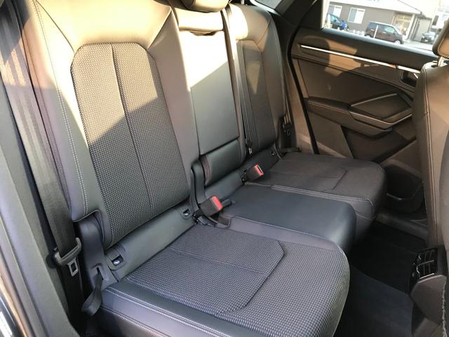 Ｑ３スポーツバック ３５ＴＦＳＩ　Ｓライン　ワンオーナー　純正ナビＴＶ　ＬＥＤオートハイビーム　バーチャルコックピット　レーダブレーキ　レーンアシスト　ＡＣＣ　パワーバックドア　前後ソナー　ダインヒルコントロール　バックカメラ　純正１９ＡＷ（17枚目）