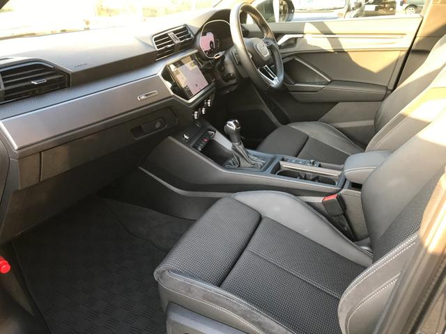 Ｑ３スポーツバック ３５ＴＦＳＩ　Ｓライン　ワンオーナー　純正ナビＴＶ　ＬＥＤオートハイビーム　バーチャルコックピット　レーダブレーキ　レーンアシスト　ＡＣＣ　パワーバックドア　前後ソナー　ダインヒルコントロール　バックカメラ　純正１９ＡＷ（24枚目）