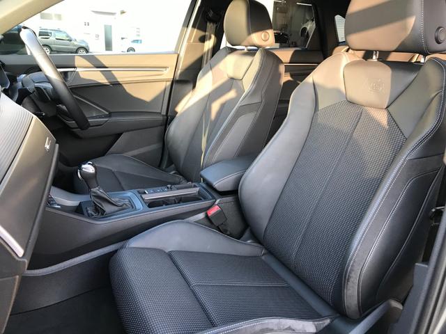 Ｑ３スポーツバック ３５ＴＦＳＩ　Ｓライン　ワンオーナー　純正ナビＴＶ　ＬＥＤオートハイビーム　バーチャルコックピット　レーダブレーキ　レーンアシスト　ＡＣＣ　パワーバックドア　前後ソナー　ダインヒルコントロール　バックカメラ　純正１９ＡＷ（25枚目）