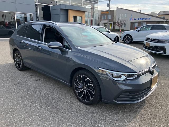 ゴルフヴァリアント ＴＤＩ　アクティブアドバンス　ワンオーナー　純正ナビＴＶ　マトリクスＬＥＤ　デジタルメーター　レーンアシスト　ブラインドスポットＭ　パークアシスト　アダプティブクルコン　前後ソナー　シートヒーター　ヘッドアップディスプレイ（9枚目）