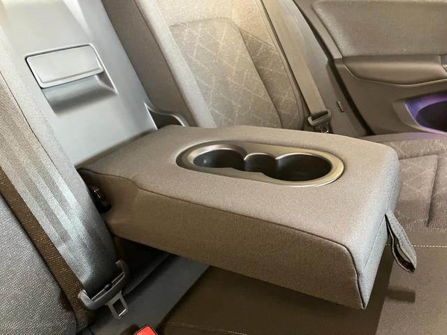ゴルフヴァリアント ＴＤＩ　アクティブアドバンス　ワンオーナー　純正ナビＴＶ　マトリクスＬＥＤ　デジタルメーター　レーンアシスト　ブラインドスポットＭ　パークアシスト　アダプティブクルコン　前後ソナー　シートヒーター　ヘッドアップディスプレイ（35枚目）