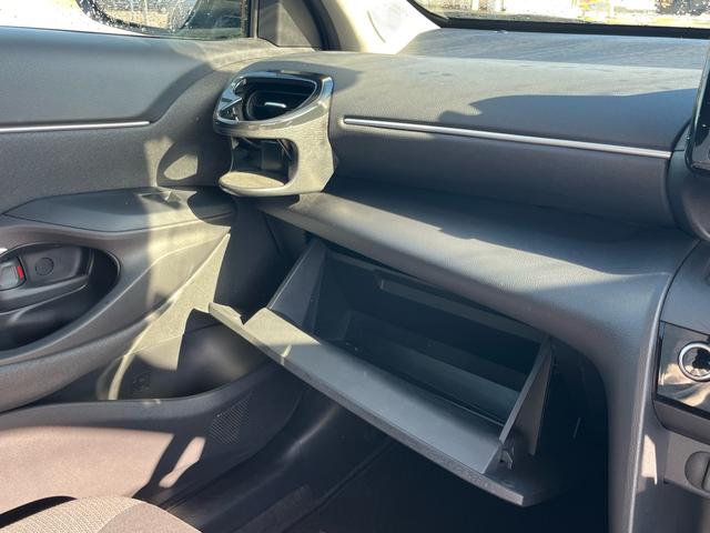 ヤリスクロス Ｇ　ディスプレイオーディオ　中古スタッドレスタイヤ付　全方位カメラ　ＥＴＣ　ドライブレコーダー　スマートキー　ＵＳＢ　Ｂｌｕｅｔｏｏｔｈ（50枚目）