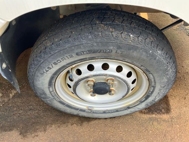 ハイゼットトラック エアコン・パワステ　スペシャル　４ＷＤ　５速マニュアル　エアコン　パワステ　三方開　積載量３５０ｋｇ　ヘッドライトレベライザー（17枚目）